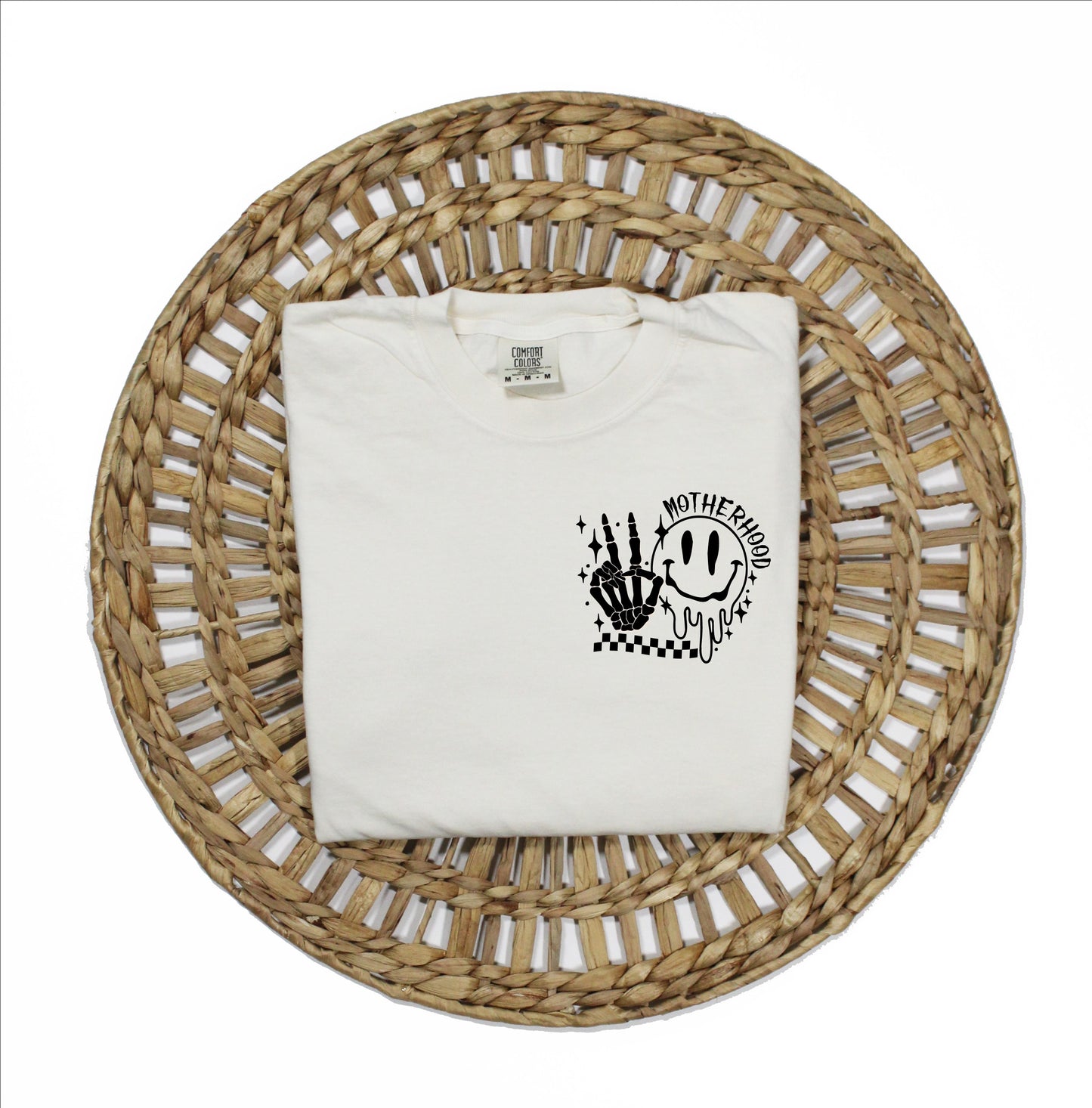 AIN'T NO HOOD LIKE MOTHERHOOD TEE