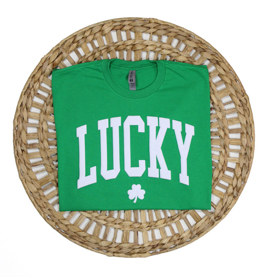 LUCKY TEE with White Puff